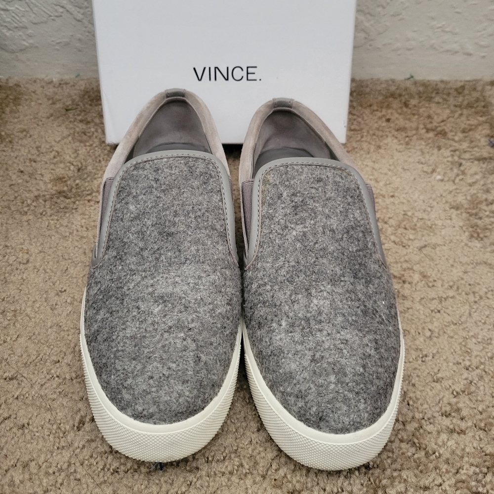 Vince Banler Combo Slip On Sneaker Size 8